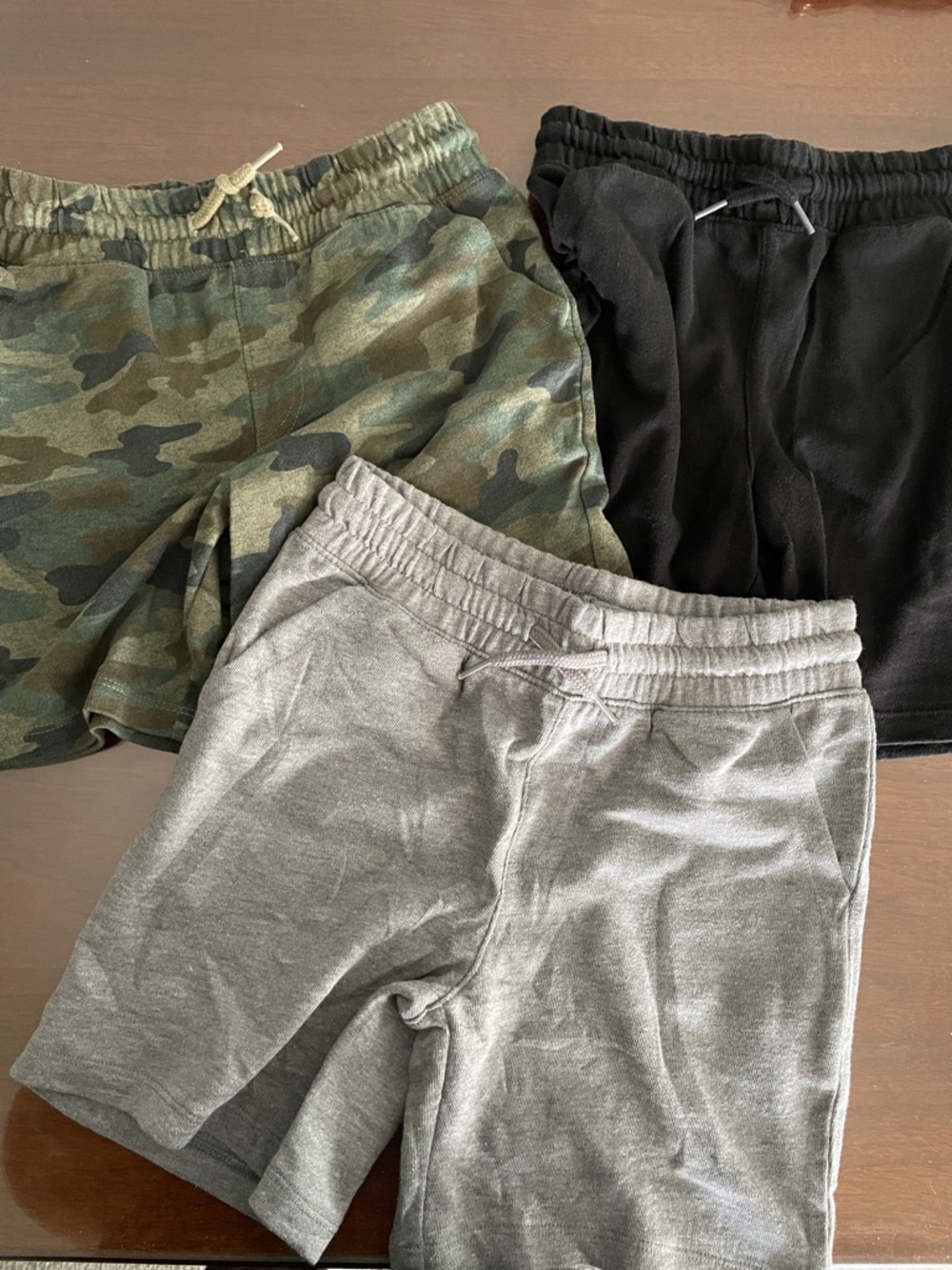Boys Wonder Nation shorts size medium/8. In great condition